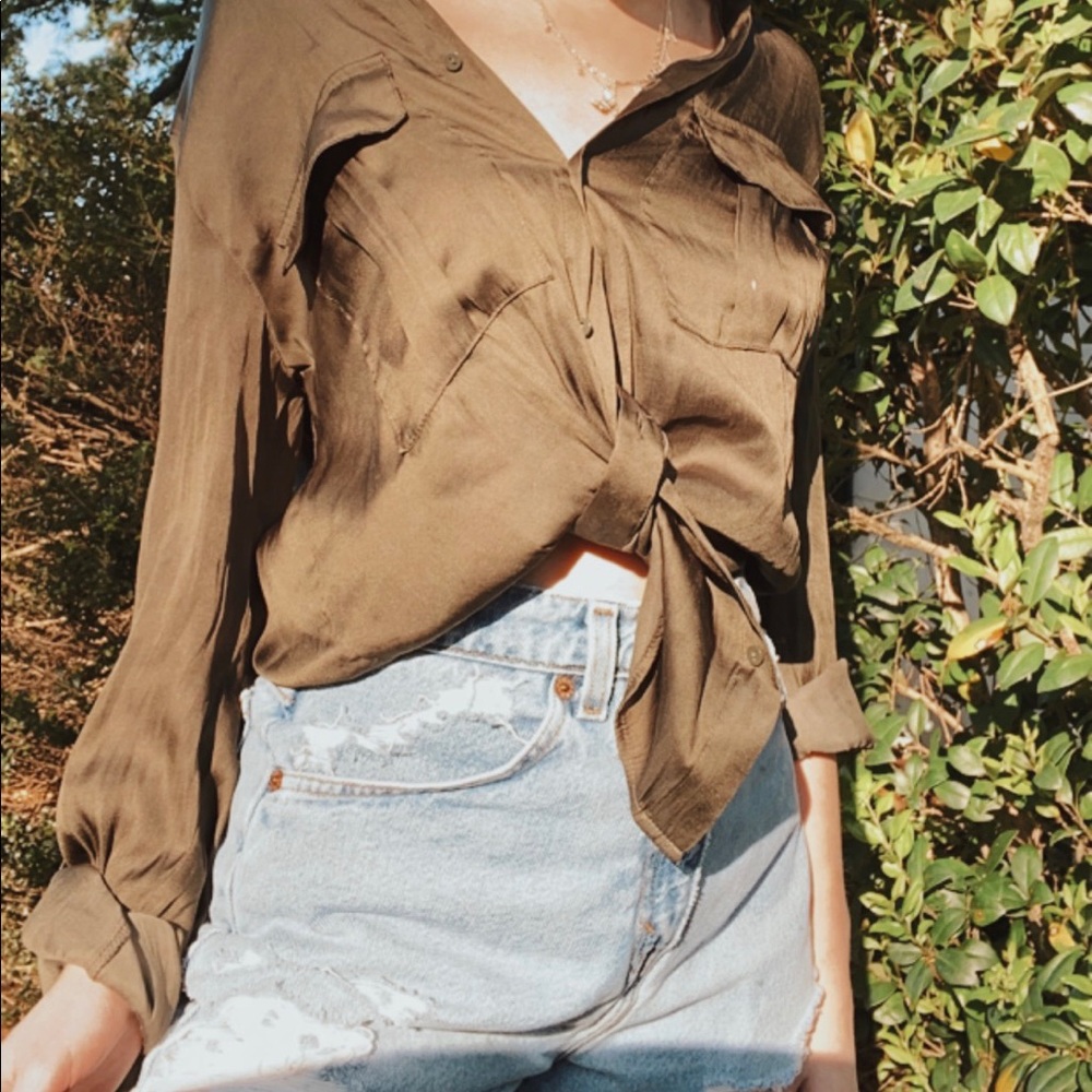 H&M Buttom Top - Picture 2 of 3